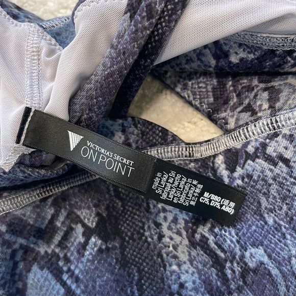 Victoria's Secret Blue Snake Print Bra - Picture 4 of 5